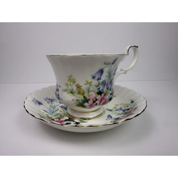 Vintage Floral Bunny Golden Crown Bone China Teacup & Saucer Set “Country Life” - Picture 2 of 10